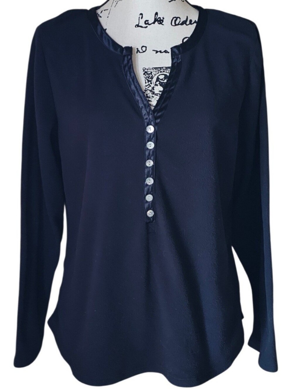 Axcess Black Long-Sleeve Button Henley Top